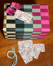 Load image into Gallery viewer, Squiggle Gift Tag